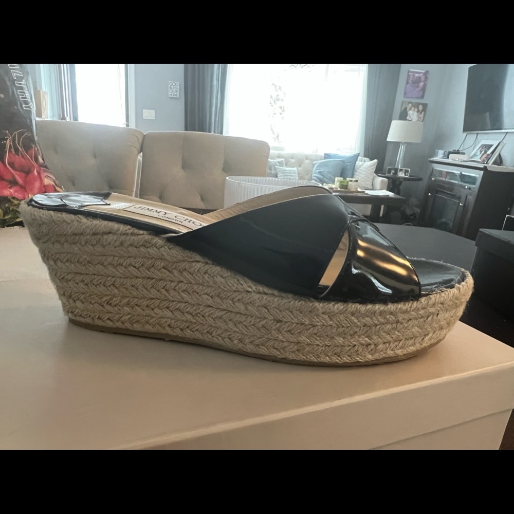 Beautiful Jimmy Choo NWB and dust bags